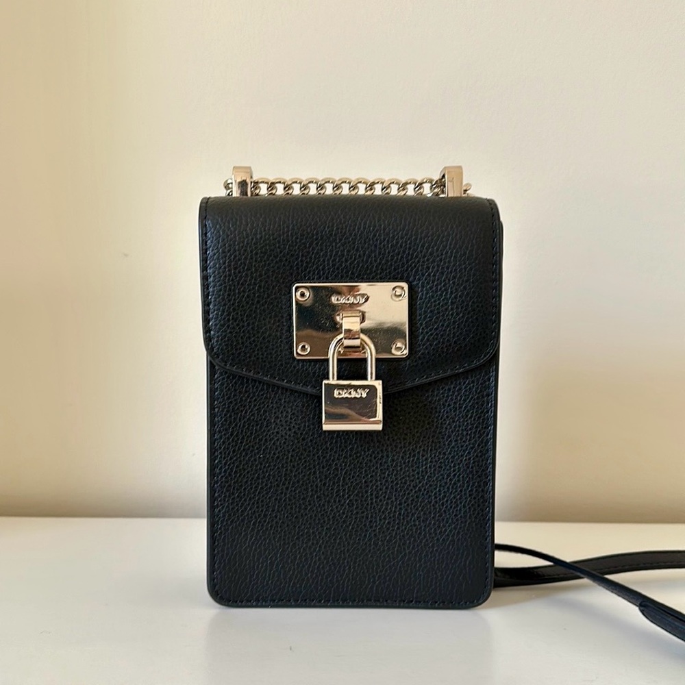 New DKNY Elissa Black Leather Crossbody Purse Handbag